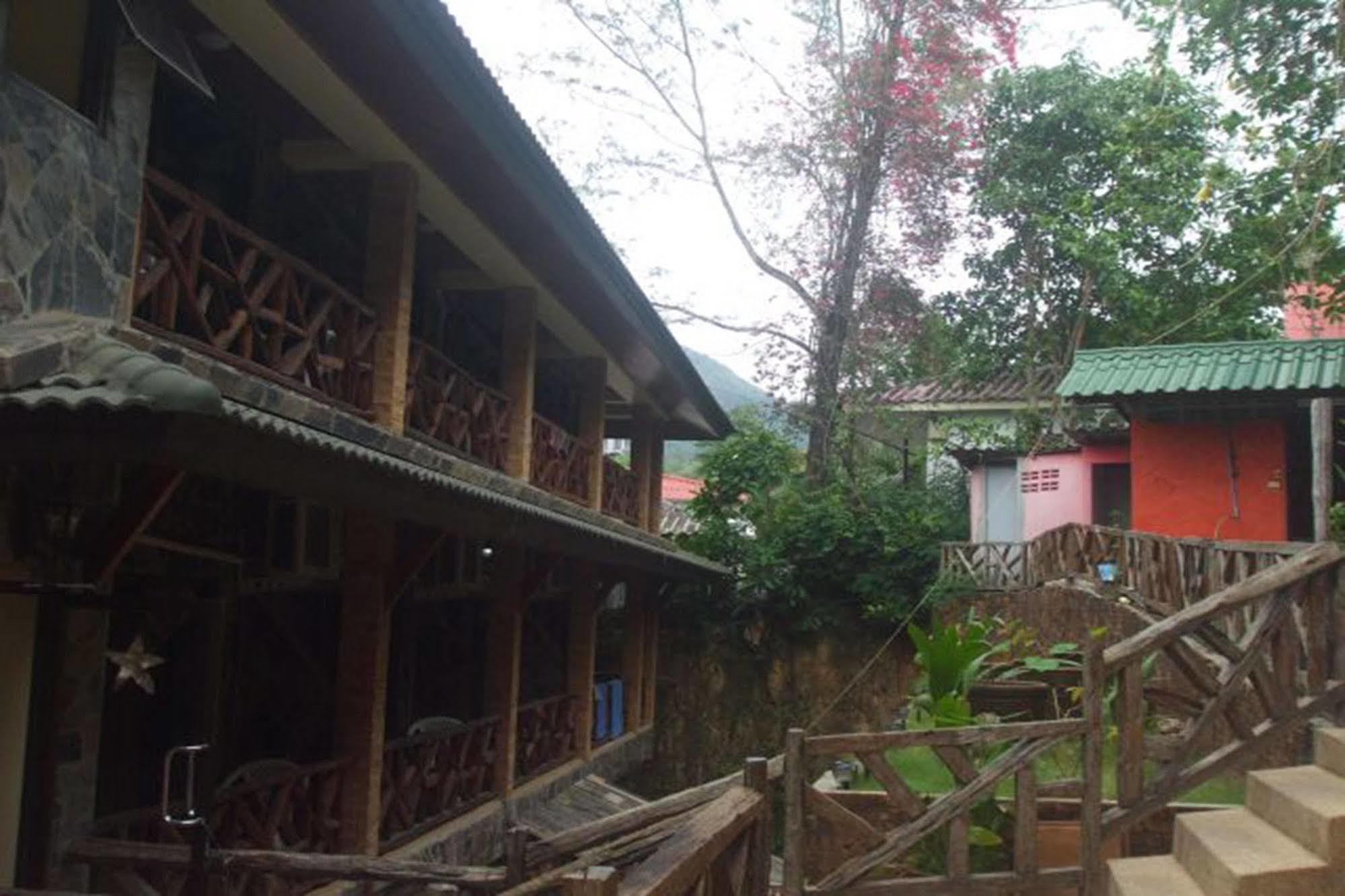Koh Chang Hut Hotel Экстерьер фото