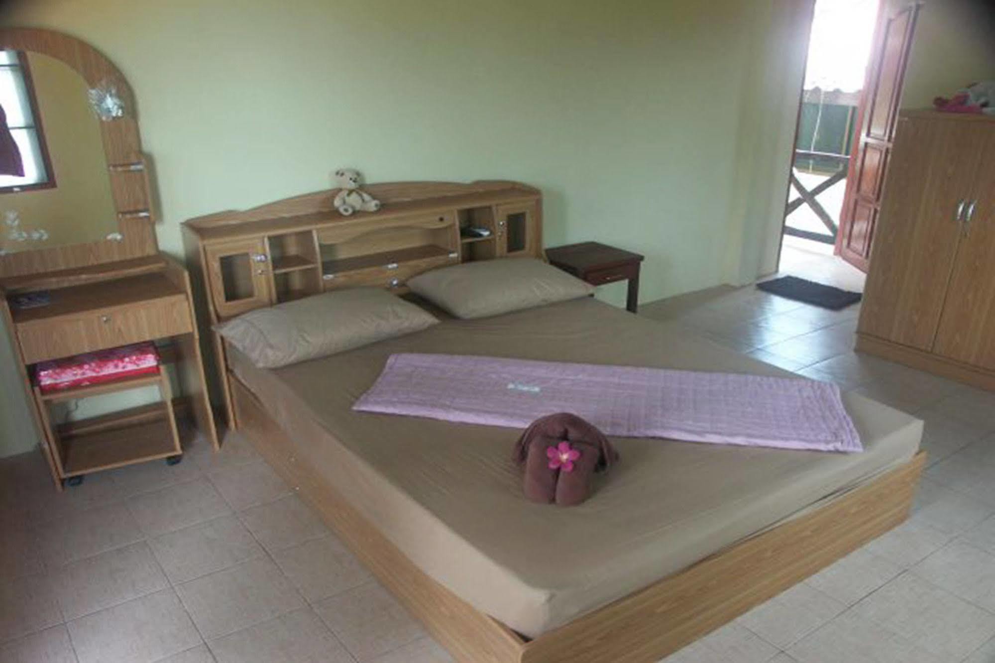 Koh Chang Hut Hotel Экстерьер фото