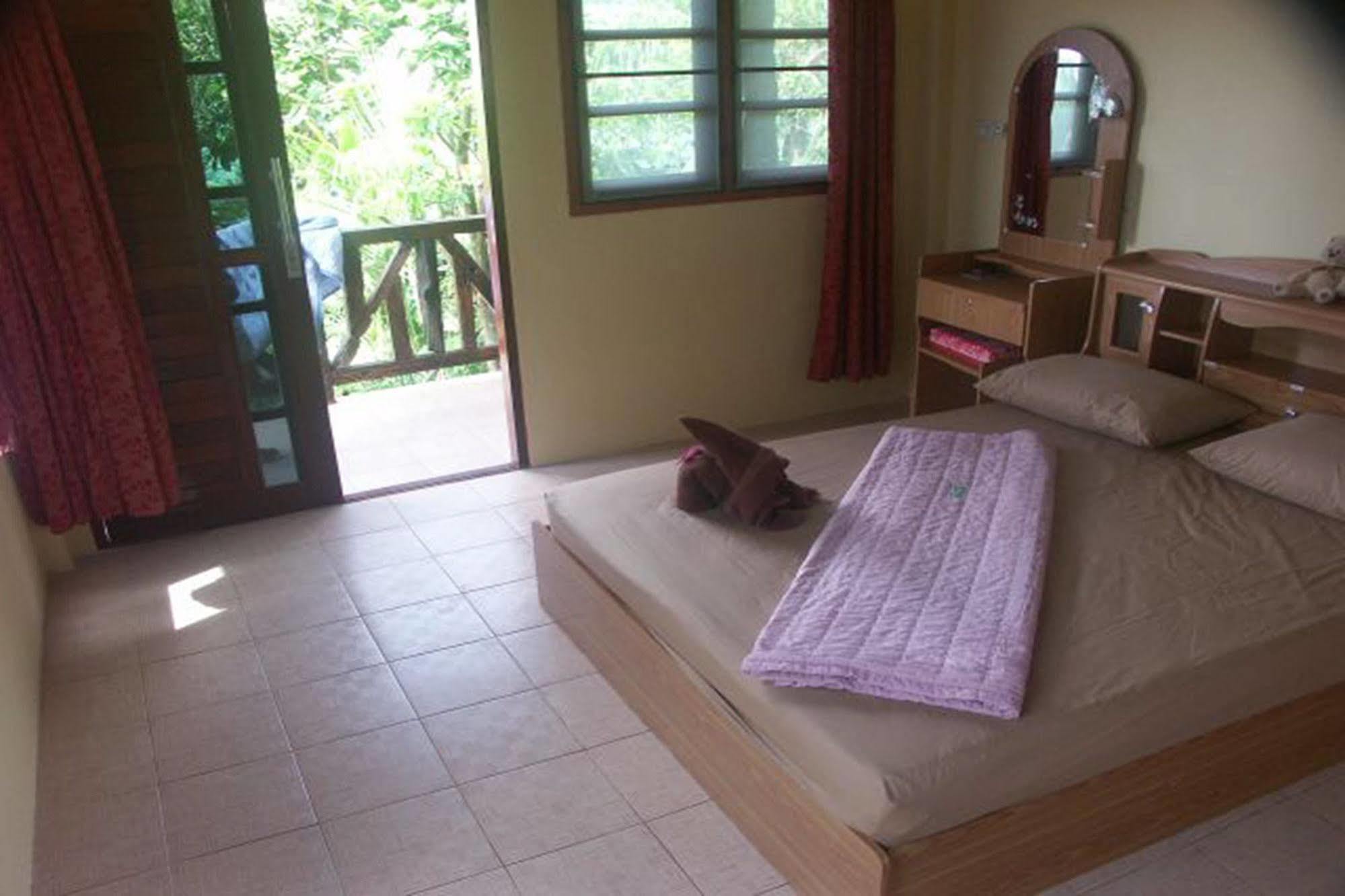 Koh Chang Hut Hotel Экстерьер фото