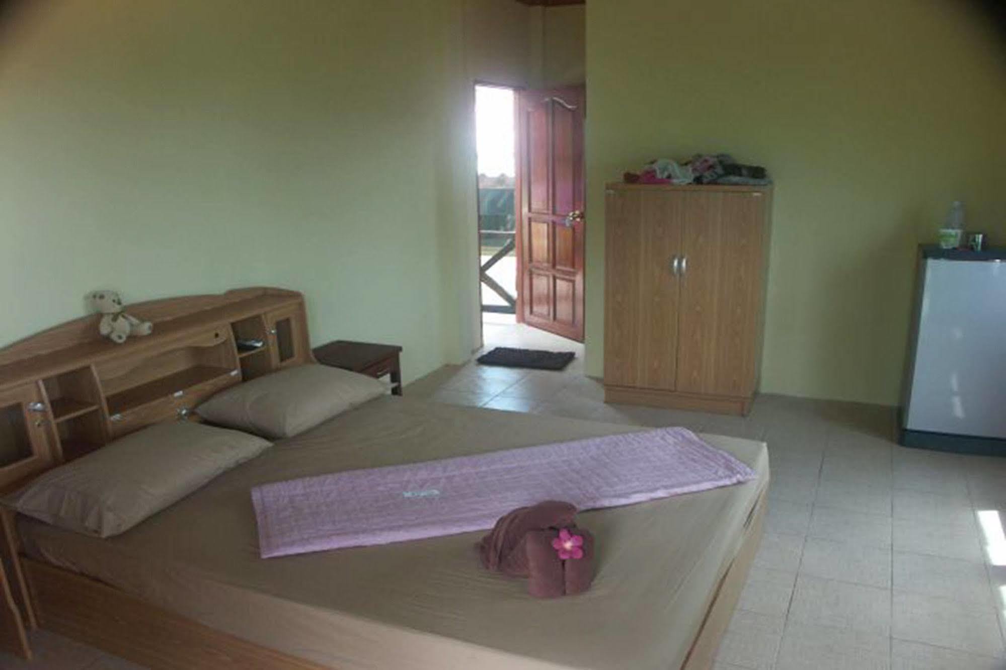 Koh Chang Hut Hotel Экстерьер фото